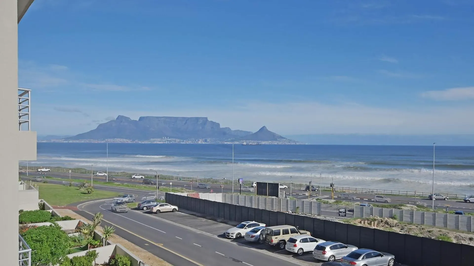 Unwind At The Bay - Bloubergstrand Beachfront Cape Town Daire